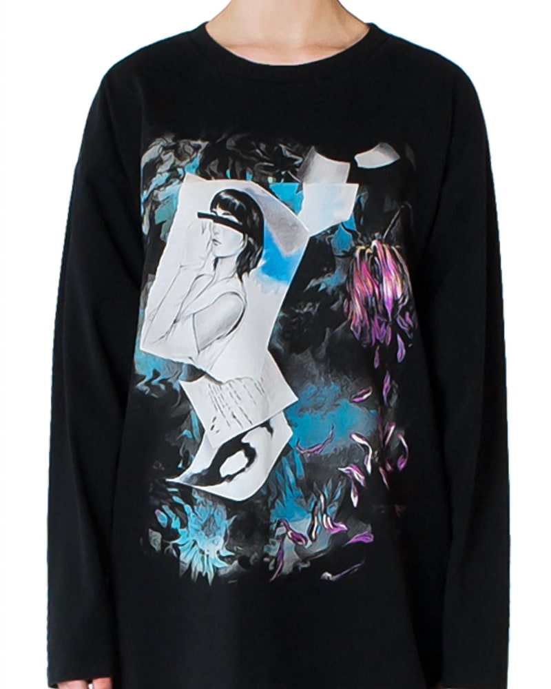 Front of a model wearing a size L Oversized Printed Long Sleeve Tee in Black in Black by Maison Margiela. | dia_product_style_image_id:333420